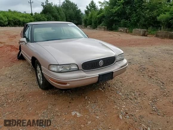 ✅ 1998 Buick LeSabre Limited • VIN: 1G4HR52K4WH513374 • Лот: 60966525. Опубликован ранее на Copart с пробегом 134 877 миль. Бесплатный доступ к архиву аукционных продаж из США и подробный отчёт об истории автомобиля на DreamBid. Изображение 14.