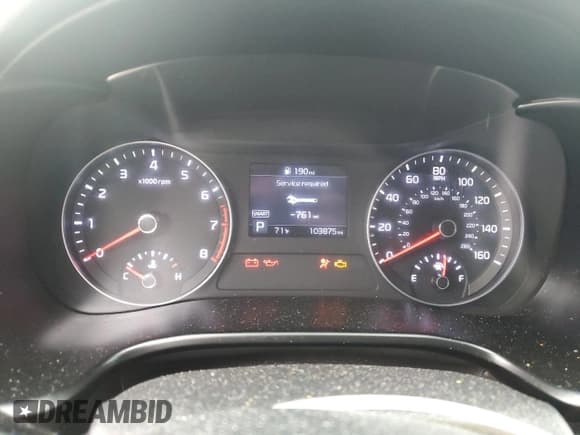 ✅ 2019 Kia Forte LXS • VIN: 3KPF24AD3KE067621 • Lot: 82353585. Wystawiony na Copart z przebiegiem 103 875 mil. Bezpłatny archiwum sprzedaży aukcyjnych z USA i szczegółowy raport historii pojazdu na DreamBid. Zdjęcie 9.