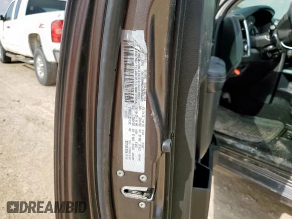 ✅ 2015 Ram 1500 Sport • VIN: 3C6JR6CT4FG604312 • Lot: 60494405. Listed on Copart with 111,648 mi. Free auction sales archive from the USA and detailed vehicle history report at DreamBid. Image 13.