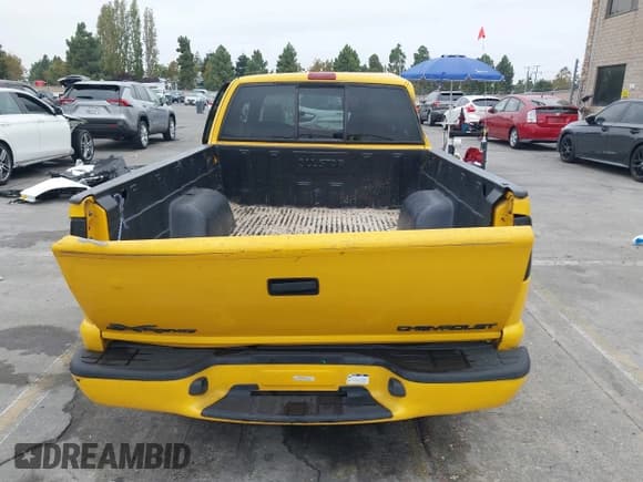 ✅ 2003 Chevrolet S-10 LS • VIN: 1GCCS19X138195836 • Лот: 43513195. Опубликован ранее на IAAI с пробегом 179 416 миль. Бесплатный доступ к архиву аукционных продаж из США и подробный отчёт об истории автомобиля на DreamBid. Изображение 17.