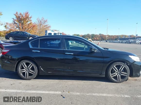 ✅ 2016 Honda Accord Sport • VIN: 1HGCR2F57GA078041 • Lot: 43522938. Wystawiony na IAAI z przebiegiem 95 047 mil. Bezpłatny archiwum sprzedaży aukcyjnych z USA i szczegółowy raport historii pojazdu na DreamBid. Zdjęcie 13.