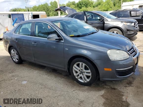 ✅ 2007 Volkswagen Jetta Wolfsburg Edition • VIN: 3VWEF71K17M156839 • Лот: 62212715. Опубликован ранее на Copart с пробегом 118 823 миль. Бесплатный доступ к архиву аукционных продаж из США и подробный отчёт об истории автомобиля на DreamBid. Изображение 4.