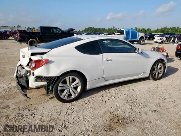 ✅ 2012 Hyundai Genesis Coupe 2.0T • VIN: KMHHT6KD2CU068984 • Лот: 61478935. Опубликован ранее на Copart с пробегом 104 911 миль. Бесплатный доступ к архиву аукционных продаж из США и подробный отчёт об истории автомобиля на DreamBid. Изображение 3.