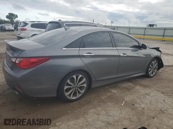 ✅ 2014 Hyundai Sonata SE • VIN: 5NPEC4AC9EH829415 • Lot: 66841945. Wystawiony na Copart z przebiegiem 118 846 mil. Bezpłatny archiwum sprzedaży aukcyjnych z USA i szczegółowy raport historii pojazdu na DreamBid. Zdjęcie 3.