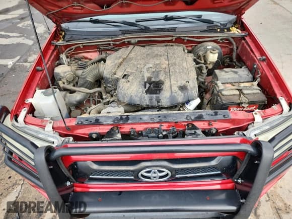 ✅ 2015 Toyota Tacoma • VIN: 3TMLU4EN7FM174537 • Лот: 90461335. Опубликован ранее на Copart с пробегом 166 919 миль. Бесплатный доступ к архиву аукционных продаж из США и подробный отчёт об истории автомобиля на DreamBid. Изображение 11.