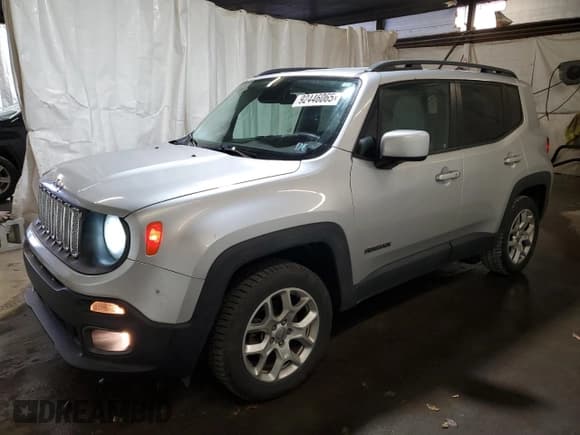 ✅ 2016 Jeep Renegade Latitude • VIN: ZACCJBBT8GPE20171 • Lot: 92446065. Listed on Copart with 99,733 mi. Free auction sales archive from the USA and detailed vehicle history report at DreamBid. Image 1.
