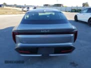 ✅ 2025 Kia K4 EX • VIN: 3KPFU4DE4SE009032 • Лот: 86650275. Опубликован ранее на Copart с пробегом 3 894 миль. Бесплатный доступ к архиву аукционных продаж из США и подробный отчёт об истории автомобиля на DreamBid. Изображение 6.