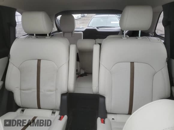 ✅ 2025 Mazda CX-90 Premium Plus Package • VIN: JM3KKEHD6S1223185 • Lot: 69183115. Wystawiony na Copart z przebiegiem 3 659 mil. Bezpłatny archiwum sprzedaży aukcyjnych z USA i szczegółowy raport historii pojazdu na DreamBid. Zdjęcie 10.