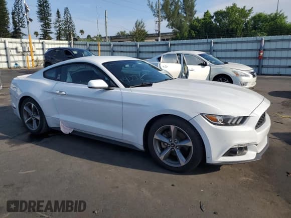 ✅ 2016 Ford Mustang V6 • VIN: 1FA6P8AM3G5219026 • Lot: 59276085. Listed on Copart with 36,269 mi. Free auction sales archive from the USA and detailed vehicle history report at DreamBid. Image 4.