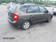 ✅ 2010 Kia Rondo LX • VIN: KNAHG8C86A7300176 • Лот: 42514875. Опубликован ранее на IAAI с пробегом 166 465 миль. Бесплатный доступ к архиву аукционных продаж из США и подробный отчёт об истории автомобиля на DreamBid. Изображение 4.