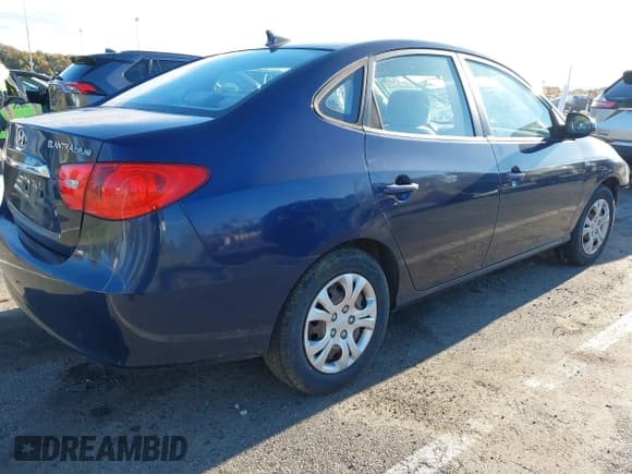 ✅ 2010 Hyundai Elantra SE • VIN: KMHDU4AD0AU980415 • Lot: 43457509. Listed on IAAI with 190,525 mi. Free auction sales archive from the USA and detailed vehicle history report at DreamBid. Image 4.