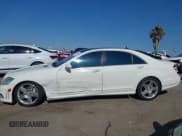 ✅ 2008 Mercedes-Benz S 550 • VIN: WDDNG71X78A224111 • Lot: 42886427. Wystawiony na IAAI z przebiegiem 49 151 mil. Bezpłatny archiwum sprzedaży aukcyjnych z USA i szczegółowy raport historii pojazdu na DreamBid. Zdjęcie 14.