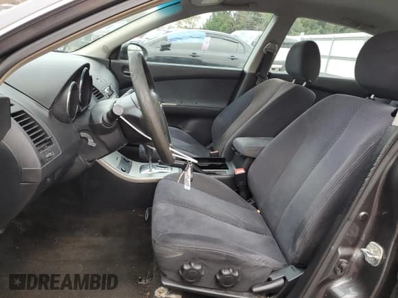 ✅ 2005 Nissan Altima 2.5 • VIN: 1N4AL11D55N908172 • Lot: 90988475. Listed on Copart with 192,504 mi. Free auction sales archive from the USA and detailed vehicle history report at DreamBid. Image 7.