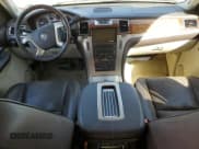 ✅ 2009 Cadillac Escalade ESV Platinum Edition • VIN: 1GYFK362X9R143541 • Lot: 74832044. Listed on Copart with 144,597 mi. Free auction sales archive from the USA and detailed vehicle history report at DreamBid. Image 8.