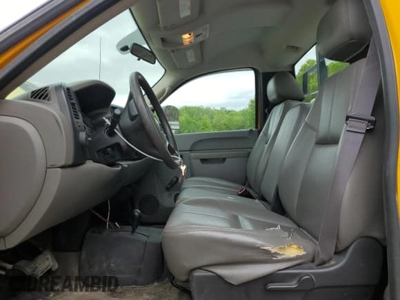 ✅ 2013 Chevrolet Silverado 2500HD Work Truck • VIN: 1GC0KVCG0DZ219204 • Lot: 57503915. Wystawiony na Copart z przebiegiem 67 733 mil. Bezpłatny archiwum sprzedaży aukcyjnych z USA i szczegółowy raport historii pojazdu na DreamBid. Zdjęcie 7.