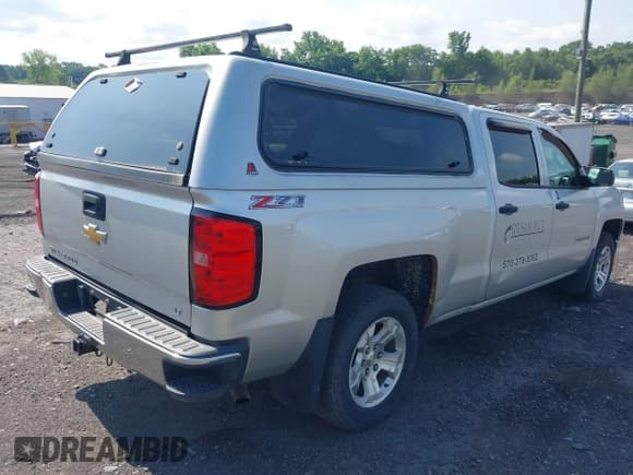 ✅ 2014 Chevrolet Silverado 1500 LT • VIN: 1GCUKREC8EF194719 • Lot: 42603572. Wystawiony na IAAI z przebiegiem 133 599 mil. Bezpłatny archiwum sprzedaży aukcyjnych z USA i szczegółowy raport historii pojazdu na DreamBid. Zdjęcie 4.