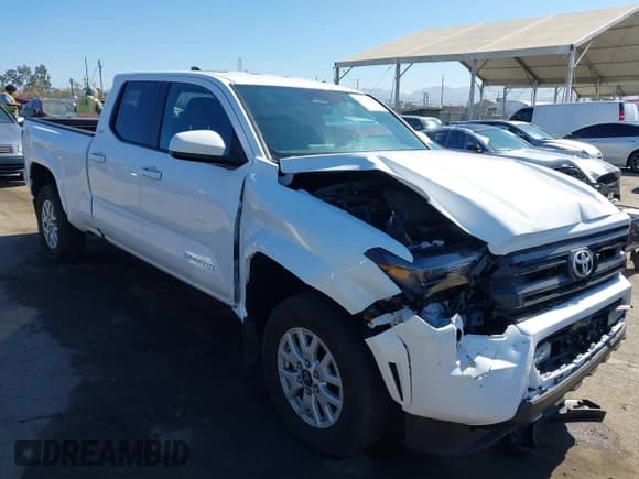 ✅ 2024 Toyota Tacoma SR5 • VIN: 3TMKB5FN9RM005730 • Lot: 42770848. Listed on IAAI with 24,926 mi. Free auction sales archive from the USA and detailed vehicle history report at DreamBid. Image 1.