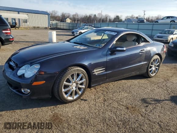 ✅ 2007 Mercedes-Benz SL 550 • VIN: WDBSK71FX7F134907 • Lot: 51100175. Listed on Copart with 133,355 mi. Free auction sales archive from the USA and detailed vehicle history report at DreamBid. Image 1.