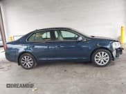 ✅ 2010 Volkswagen Jetta SE • VIN: 3VWRZ7AJ7AM040861 • Lot: 43629293. Listed on IAAI with 193,104 mi. Free auction sales archive from the USA and detailed vehicle history report at DreamBid. Image 13.