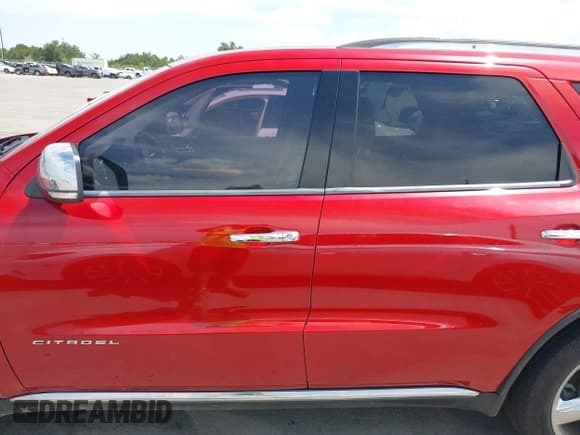 ✅ 2011 Dodge Durango Citadel • VIN: 1D4RD5GG2BC648195 • Lot: 42802738. Wystawiony na IAAI z przebiegiem 171 114 mil. Bezpłatny archiwum sprzedaży aukcyjnych z USA i szczegółowy raport historii pojazdu na DreamBid. Zdjęcie 14.