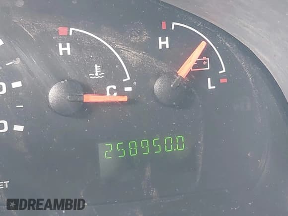 ✅ 2006 Ford Econoline Cargo • VIN: 1FTNE24W06DB34266 • Лот: 43136272. Опубликован ранее на IAAI с пробегом 258 950 миль. Бесплатный доступ к архиву аукционных продаж из США и подробный отчёт об истории автомобиля на DreamBid. Изображение 7.