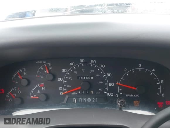 ✅ 2001 Ford F-350 • VIN: 3FTSW30S81MA57801 • Lot: 43806662. Wystawiony na IAAI z przebiegiem 184 408 mil. Bezpłatny archiwum sprzedaży aukcyjnych z USA i szczegółowy raport historii pojazdu na DreamBid. Zdjęcie 7.