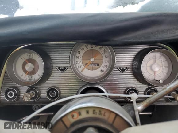 ✅ 1959 Ford Thunderbird • VIN: H9YJ108747 • Лот: 87245994. Опубликован ранее на Copart с пробегом 66 285 миль. Бесплатный доступ к архиву аукционных продаж из США и подробный отчёт об истории автомобиля на DreamBid. Изображение 9.