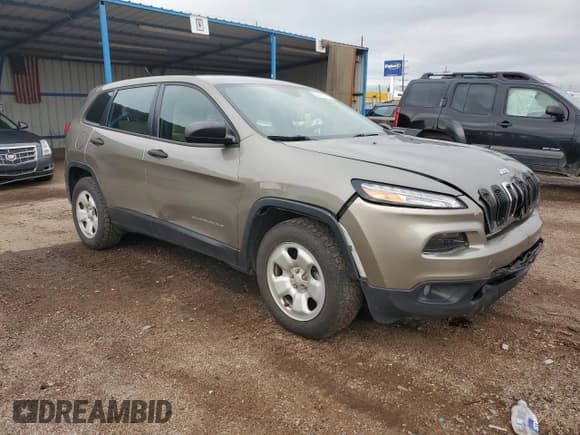 ✅ 2016 Jeep Cherokee Sport • VIN: 1C4PJMAS7GW267761 • Лот: 66961165. Опубликован ранее на Copart с пробегом 68 710 миль. Бесплатный доступ к архиву аукционных продаж из США и подробный отчёт об истории автомобиля на DreamBid. Изображение 4.