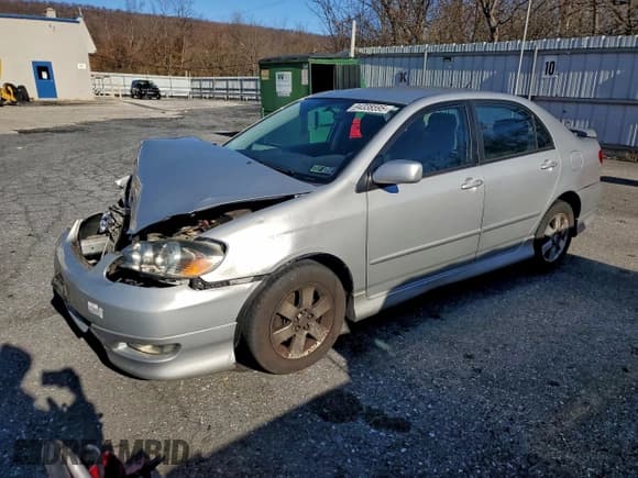 ✅ 2006 Toyota Corolla LE • VIN: 2T1BR32E16C679509 • Lot: 94338595. Listed on Copart with 220,983 mi. Free auction sales archive from the USA and detailed vehicle history report at DreamBid. Image 1.