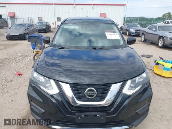 ✅ 2019 Nissan Rogue SV • VIN: 5N1AT2MTXKC794045 • Lot: 43372864. Listed on IAAI with 87,159 mi. Free auction sales archive from the USA and detailed vehicle history report at DreamBid. Image 12.