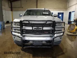 ✅ 2018 Chevrolet Silverado 1500 LTZ • VIN: 3GCUKSECXJG317355 • Лот: 67943364. Опубликован ранее на Copart с пробегом 145 437 миль. Бесплатный доступ к архиву аукционных продаж из США и подробный отчёт об истории автомобиля на DreamBid. Изображение 5.