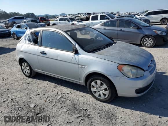 2008 Hyundai Accent GS with VIN KMHCM36C58U066144, listed as a Copart auction lot 74918044 with 177,548 mi miles and Salvage title. Bid and sale history available at DreamBid. Image 4.