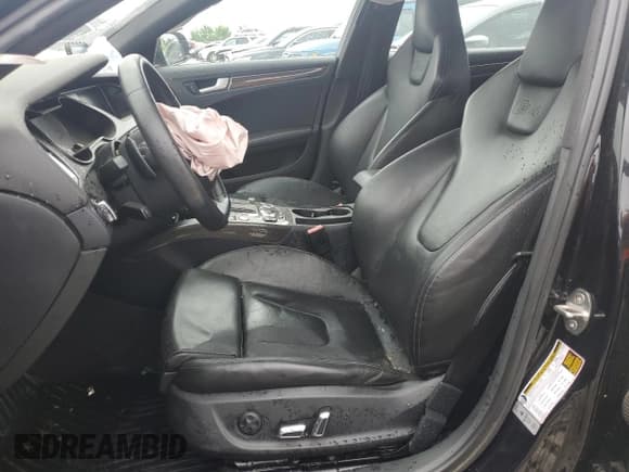 ✅ 2014 Audi S4 Premium Plus • VIN: WAUBGAFL8EA129078 • Лот: 70378964. Опубликован ранее на Copart с пробегом Не указан. Бесплатный доступ к архиву аукционных продаж из США и подробный отчёт об истории автомобиля на DreamBid. Изображение 7.