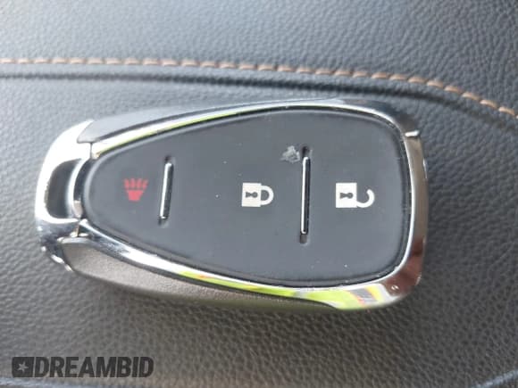 ✅ 2021 Chevrolet Traverse LS • VIN: 1GNERFKW9MJ171336 • Lot: 43135599. Listed on IAAI with 63,765 mi. Free auction sales archive from the USA and detailed vehicle history report at DreamBid. Image 11.