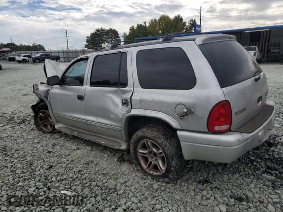 ✅ 2003 Dodge Durango R/T • VIN: 1D4HS78Z43F594816 • Lot: 85668895. Wystawiony na Copart z przebiegiem Nie podano. Bezpłatny archiwum sprzedaży aukcyjnych z USA i szczegółowy raport historii pojazdu na DreamBid. Zdjęcie 2.