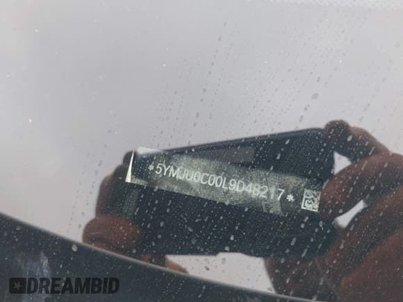 ✅ 2020 BMW X5 M Competition • VIN: 5YMJU0C00L9D48217 • Lot: 42723076. Wystawiony na IAAI z przebiegiem 62 220 mil. Bezpłatny archiwum sprzedaży aukcyjnych z USA i szczegółowy raport historii pojazdu na DreamBid. Zdjęcie 9.