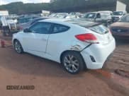 ✅ 2016 Hyundai Veloster • VIN: KMHTC6ADXGU254368 • Lot: 41531324. Wystawiony na IAAI z przebiegiem 104 196 mil. Bezpłatny archiwum sprzedaży aukcyjnych z USA i szczegółowy raport historii pojazdu na DreamBid. Zdjęcie 3.