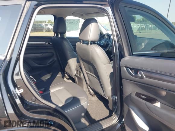 ✅ 2025 Mazda CX-5 S Select • VIN: JM3KFBBL1S0597924 • Lot: 43170807. Listed on IAAI with 6,902 mi. Free auction sales archive from the USA and detailed vehicle history report at DreamBid. Image 8.