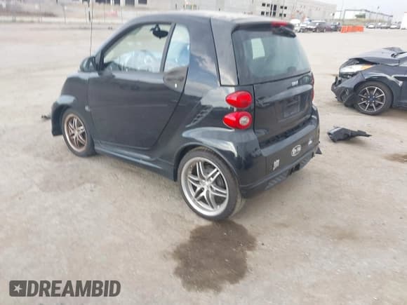 ✅ 2009 Smart fortwo Pure • VIN: WMEEJ31X79K283872 • Lot: 42882072. Wystawiony na IAAI z przebiegiem 68 441 mil. Bezpłatny archiwum sprzedaży aukcyjnych z USA i szczegółowy raport historii pojazdu na DreamBid. Zdjęcie 3.