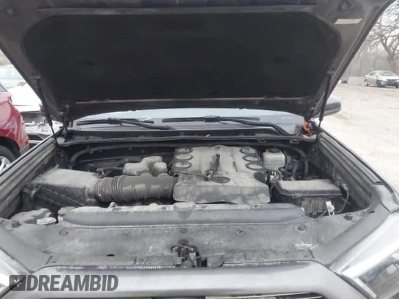 ✅ 2015 Toyota 4Runner SR5 • VIN: JTEZU5JR7F5094469 • Lot: 43757922. Wystawiony na IAAI z przebiegiem 143 426 mil. Bezpłatny archiwum sprzedaży aukcyjnych z USA i szczegółowy raport historii pojazdu na DreamBid. Zdjęcie 10.