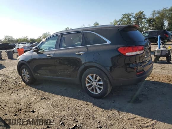 ✅ 2017 Kia Sorento LX • VIN: 5XYPGDA53HG212246 • Lot: 84907725. Listed on Copart with 153,614 mi. Free auction sales archive from the USA and detailed vehicle history report at DreamBid. Image 2.