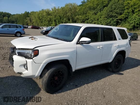 ✅ 2023 Toyota 4Runner SR5 Premium • VIN: JTENU5JR9P6133301 • Lot: 68360545. Wystawiony na Copart z przebiegiem 14 776 mil. Bezpłatny archiwum sprzedaży aukcyjnych z USA i szczegółowy raport historii pojazdu na DreamBid. Zdjęcie 1.