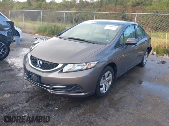 ✅ 2014 Honda Civic LX • VIN: 19XFB2F56EE078557 • Лот: 43636644. Опубликован ранее на IAAI с пробегом 44 423 миль. Бесплатный доступ к архиву аукционных продаж из США и подробный отчёт об истории автомобиля на DreamBid. Изображение 2.