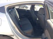 ✅ 2019 Chevrolet Cruze LT • VIN: 1G1BE5SM5K7114604 • Lot: 43323043. Wystawiony na IAAI z przebiegiem 104 525 mil. Bezpłatny archiwum sprzedaży aukcyjnych z USA i szczegółowy raport historii pojazdu na DreamBid. Zdjęcie 8.