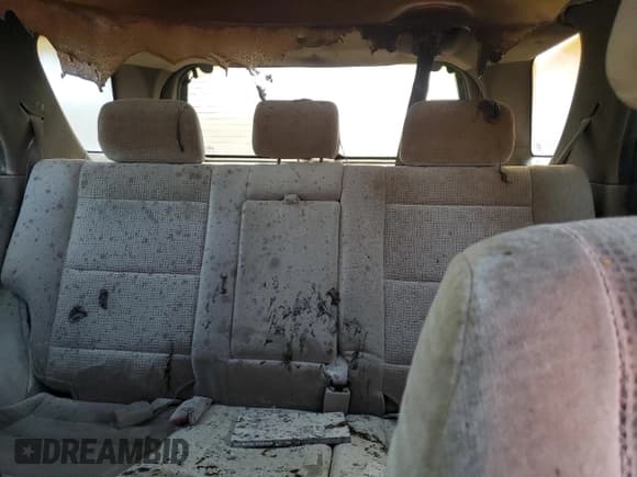 ✅ 2003 Kia Sorento LX • VIN: KNDJC733435104198 • Лот: 80154585. Опубликован ранее на Copart с пробегом Не указан. Бесплатный доступ к архиву аукционных продаж из США и подробный отчёт об истории автомобиля на DreamBid. Изображение 10.