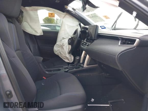 ✅ 2024 Toyota Corolla Cross Hybrid S • VIN: 7MUFBABG0RV020690 • Лот: 43535431. Опубликован ранее на IAAI с пробегом Не указан. Бесплатный доступ к архиву аукционных продаж из США и подробный отчёт об истории автомобиля на DreamBid. Изображение 5.