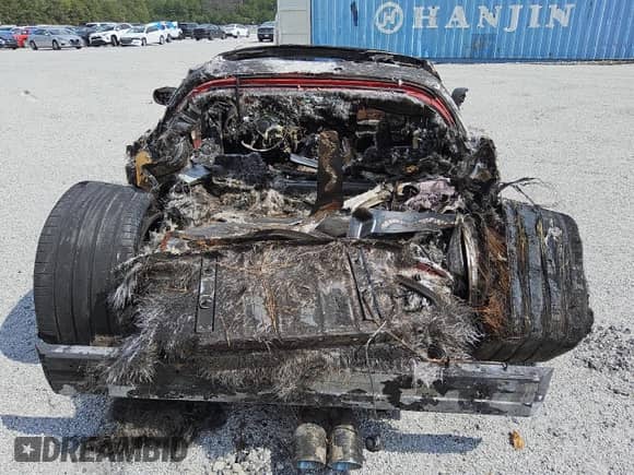 2013 Chevrolet Corvette Grand Sport 2LT с VIN 1G1YV2DW2D5110130, выставлен на аукционе Copart как лот 74109054 с пробегом Не указан миль и Чистый • Clean title. История ставок и продаж доступна на DreamBid. Изображение 6.