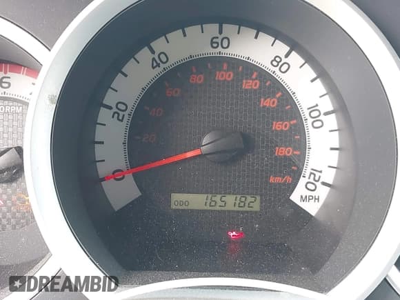 ✅ 2012 Toyota Tacoma PreRunner • VIN: 5TFJU4GN7CX016824 • Lot: 42272110. Listed on IAAI with 165,182 mi. Free auction sales archive from the USA and detailed vehicle history report at DreamBid. Image 15.