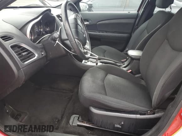 ✅ 2012 Dodge Avenger SXT • VIN: 1C3CDZCB3CN258544 • Lot: 82529564. Wystawiony na Copart z przebiegiem 147 820 mil. Bezpłatny archiwum sprzedaży aukcyjnych z USA i szczegółowy raport historii pojazdu na DreamBid. Zdjęcie 7.