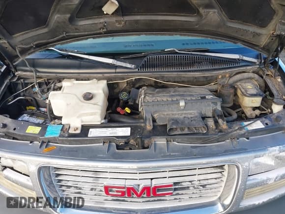 ✅ 1999 GMC Savana Cargo RV Conversion • VIN: 1GDFG15RXX1108208 • Lot: 43745279. Wystawiony na IAAI z przebiegiem 229 448 mil. Bezpłatny archiwum sprzedaży aukcyjnych z USA i szczegółowy raport historii pojazdu na DreamBid. Zdjęcie 10.